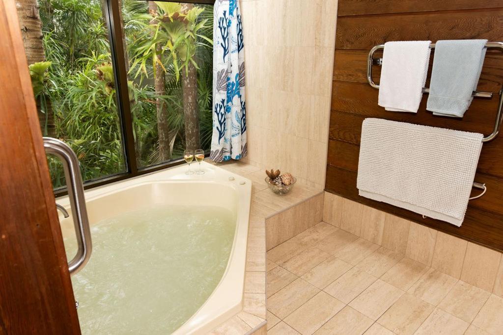 Lake Russell Retreat Emerald Beach Ngoại thất bức ảnh